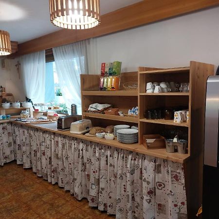 Garni Monika Bed & Breakfast Canazei Eksteriør bilde