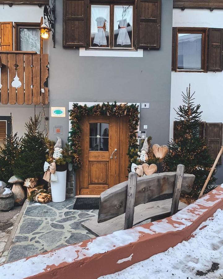 Garni Monika Bed & Breakfast Canazei Eksteriør bilde