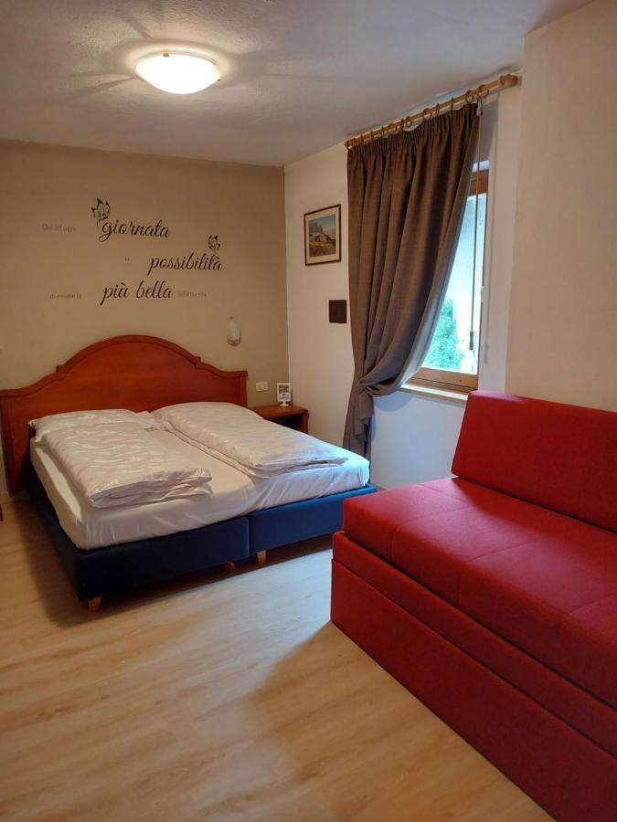 Garni Monika Bed & Breakfast Canazei Eksteriør bilde