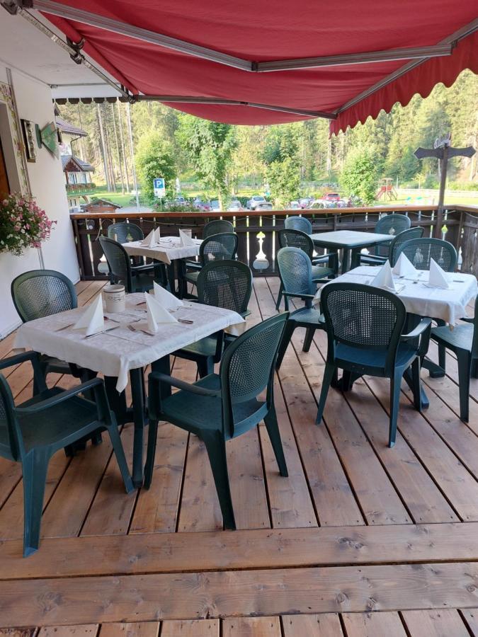 Garni Monika Bed & Breakfast Canazei Eksteriør bilde