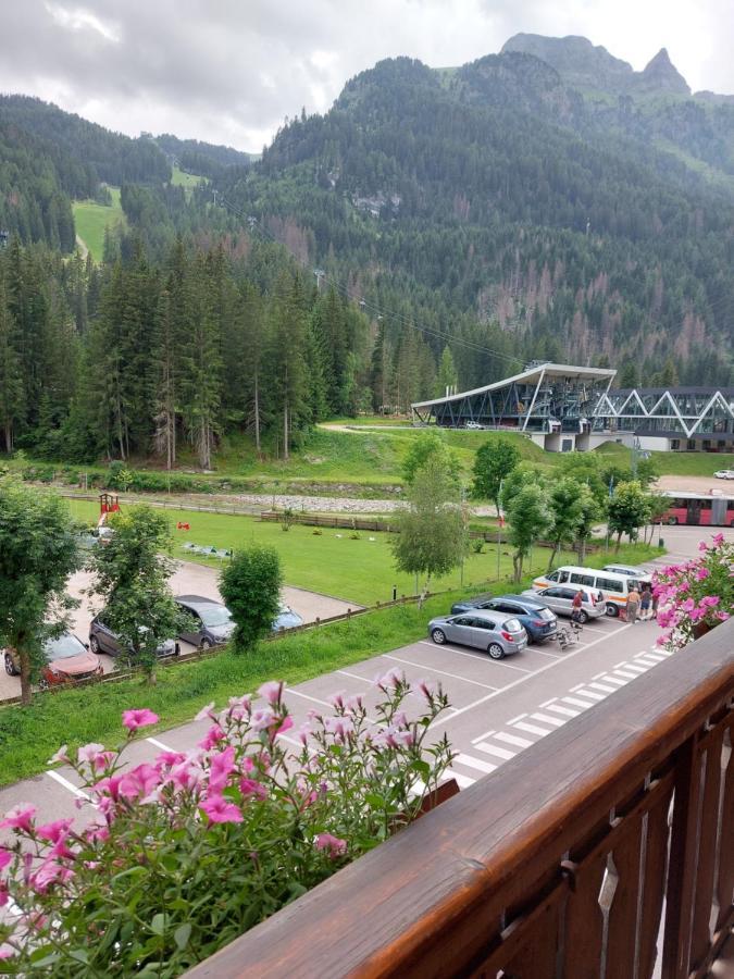 Garni Monika Bed & Breakfast Canazei Eksteriør bilde