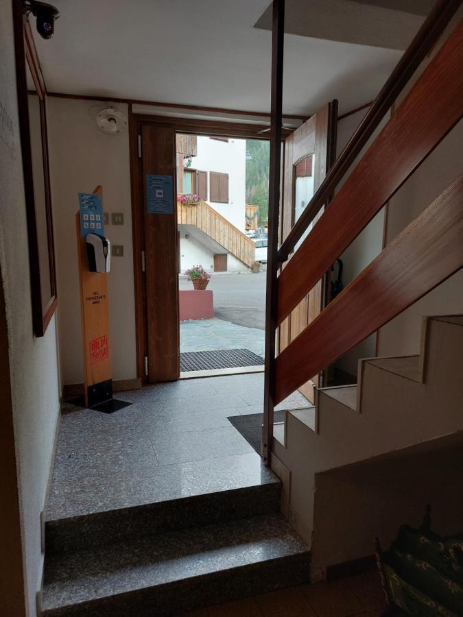 Garni Monika Bed & Breakfast Canazei Eksteriør bilde