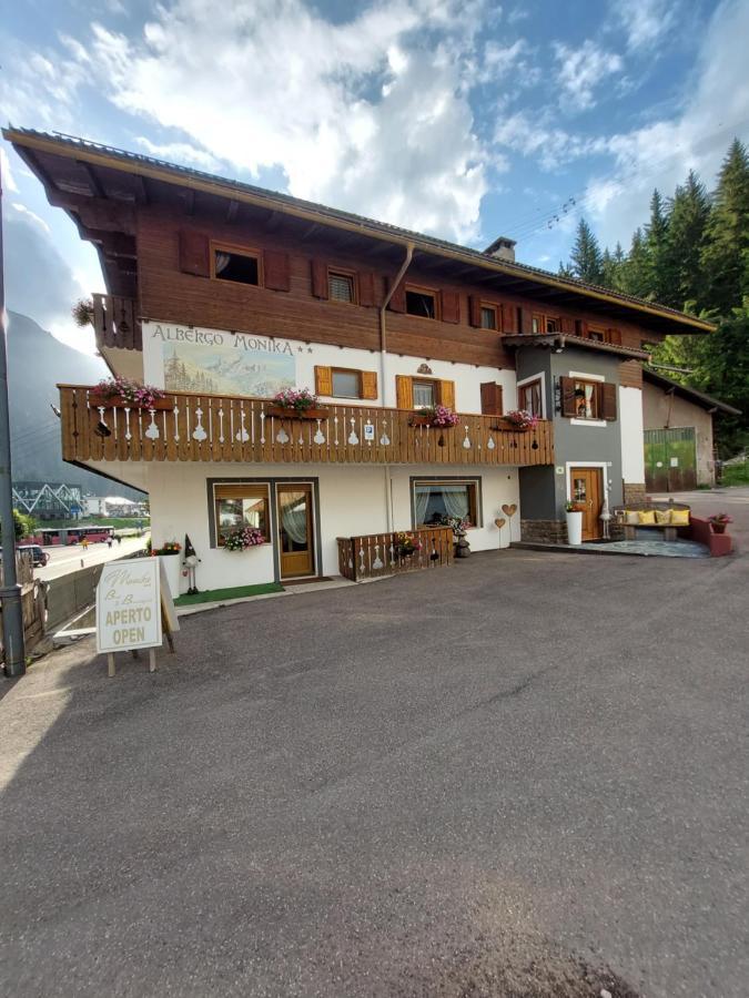 Garni Monika Bed & Breakfast Canazei Eksteriør bilde