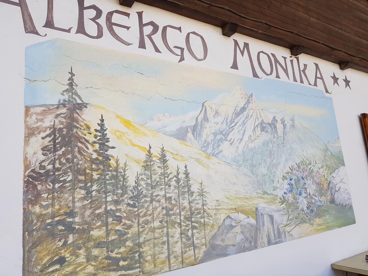 Garni Monika Bed & Breakfast Canazei Eksteriør bilde