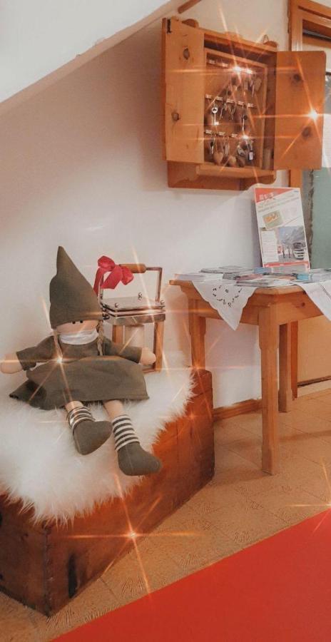 Garni Monika Bed & Breakfast Canazei Eksteriør bilde